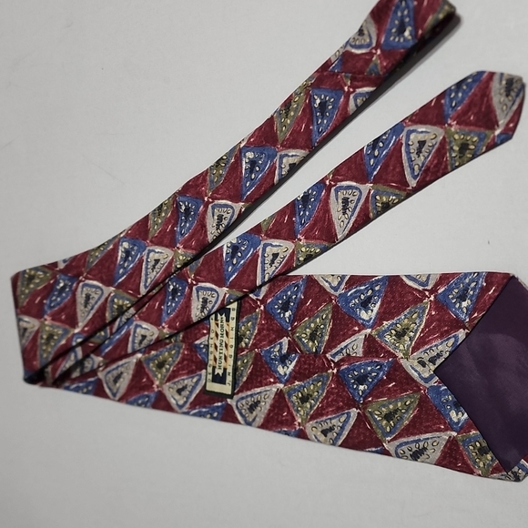 Hunting Horn Tie - Picture 4 of 4